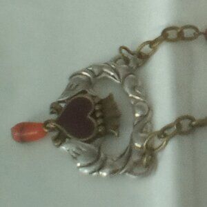 Jim Shore Claddagh Pendant Necklace 18"  New